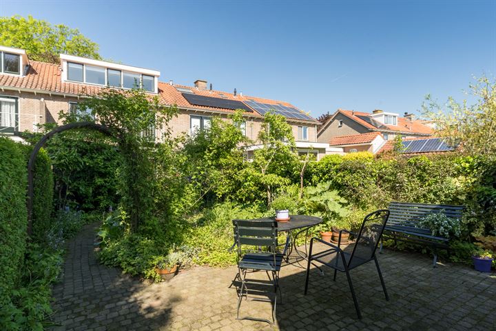 View photo 43 of Mecklenburgstraat 30