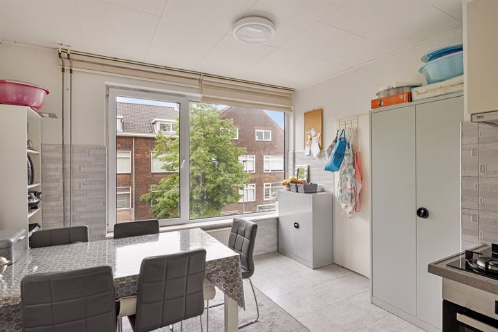 View photo 11 of Deensestraat 61-C