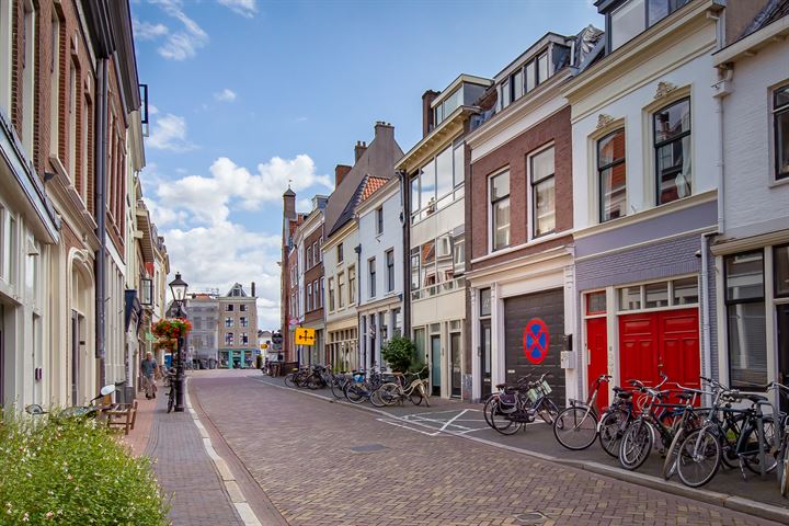 Bekijk foto 16 van Lange Smeestraat 12-B