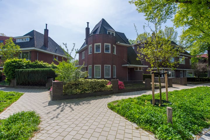 Foto 1 van Burgemeester Rauppstraat 6