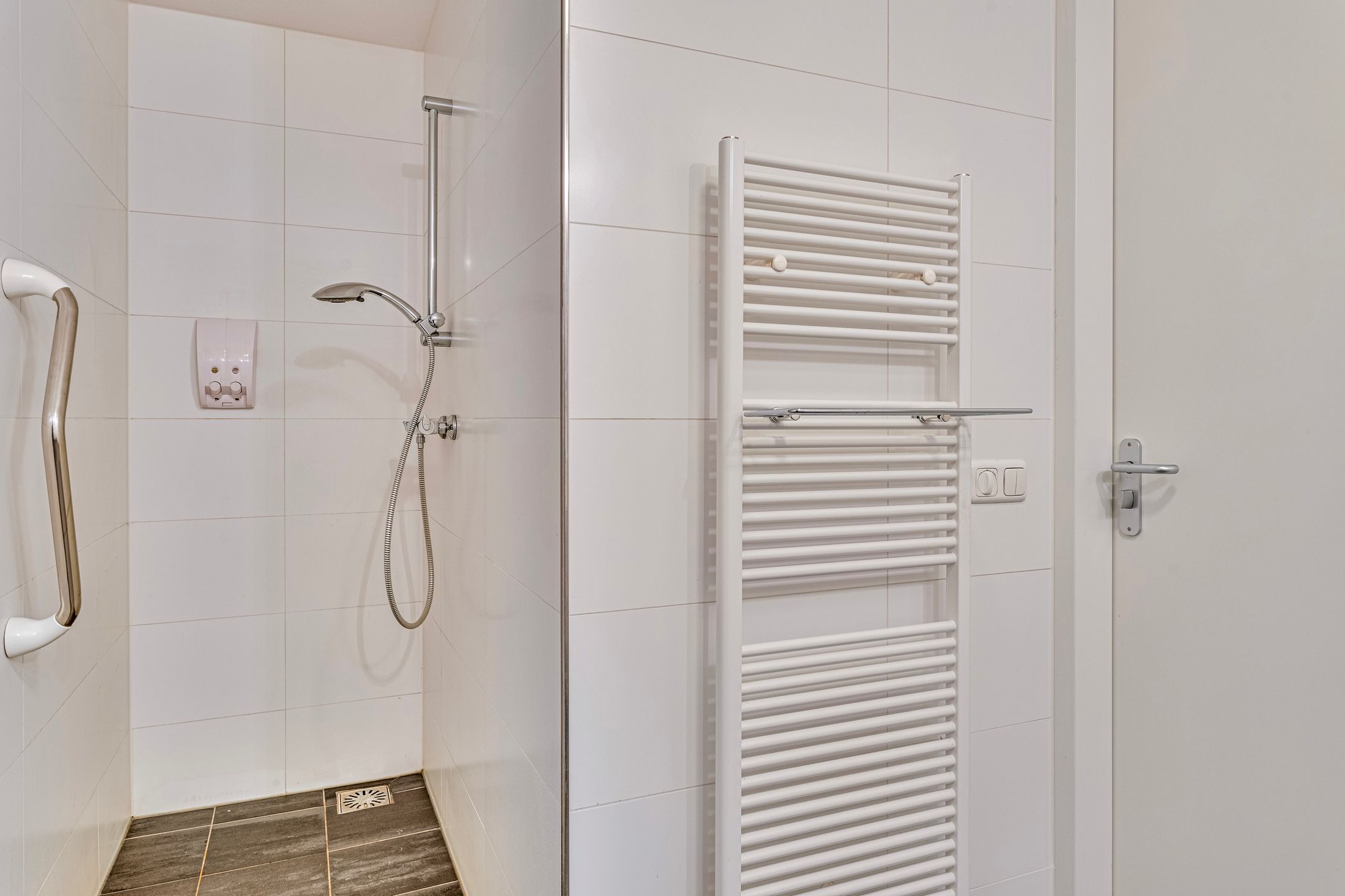 Foto 12 van Oostsingel 2-17