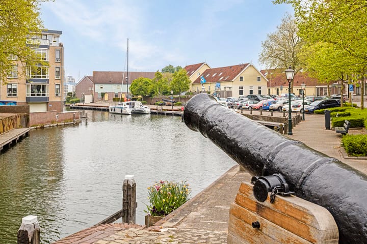 Photo 28 of Oostsingel 2-17