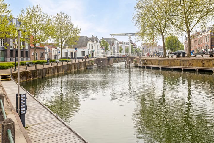 Photo 29 of Oostsingel 2-17