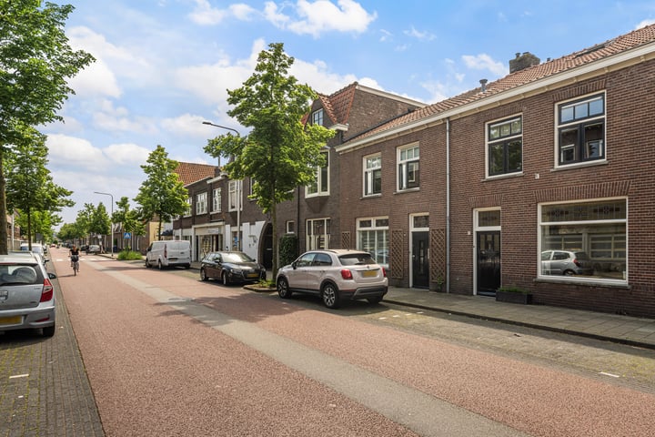 Bekijk foto 35 van Rembrandtlaan 65