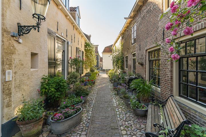 View photo 50 of Westerwalstraat 39