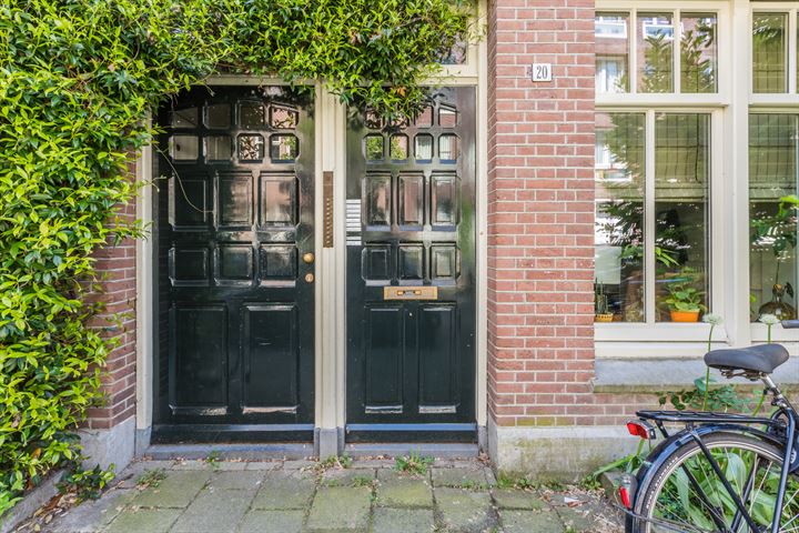 View photo 21 of Jan Bernardusstraat 20-1R