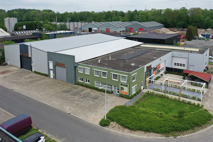 Koperweg 15-17, Dronten