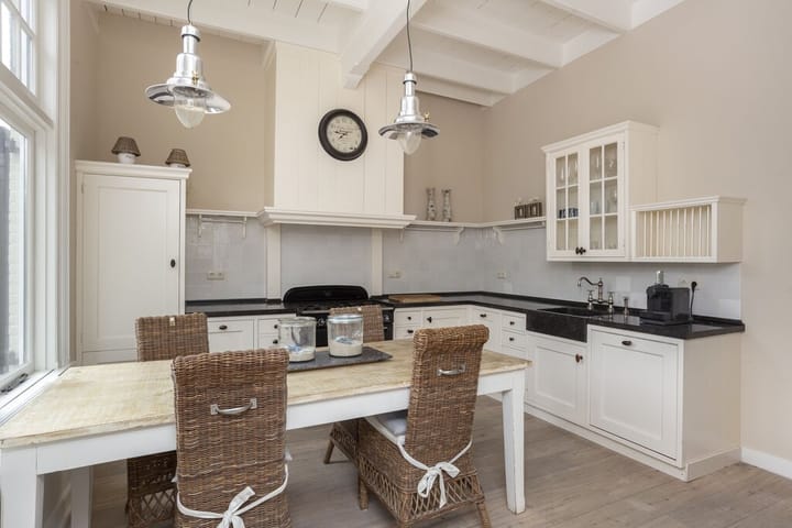 Foto 11 van Straatweg 12