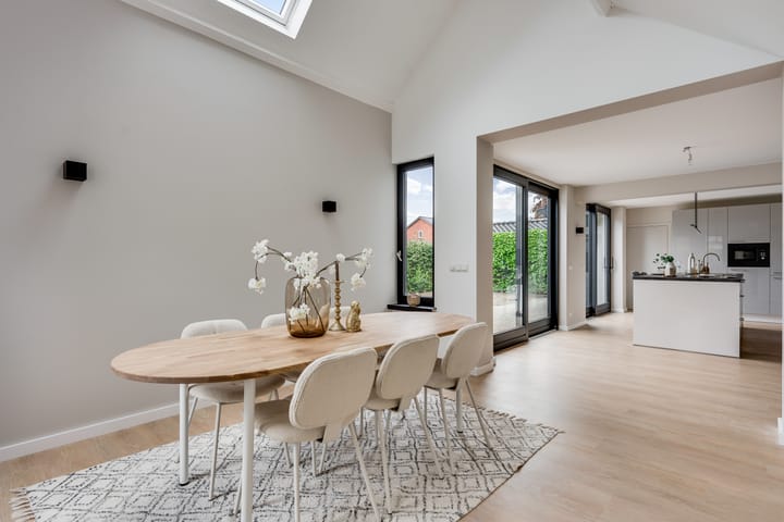 Foto 16 van Veldstraat 12