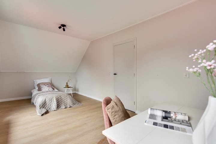 Foto 22 van Veldstraat 12