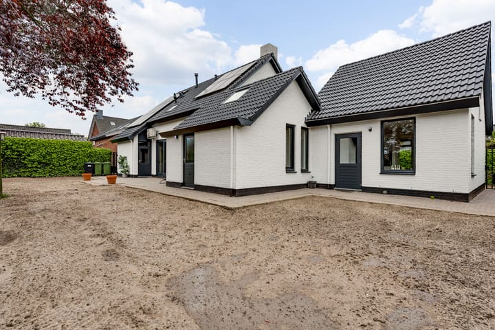 Foto 45 van Veldstraat 12