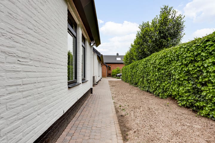 Foto 53 van Veldstraat 12