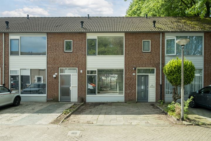 Bekijk foto 1 van Mascagnistraat 138