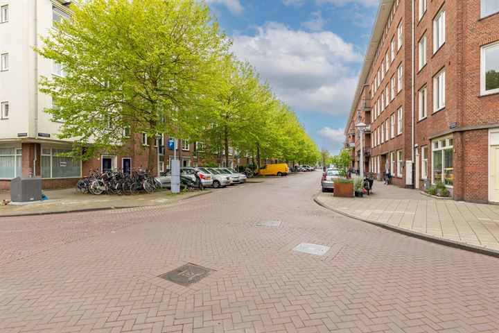 Bekijk foto 7 van Egidiusstraat 66-H