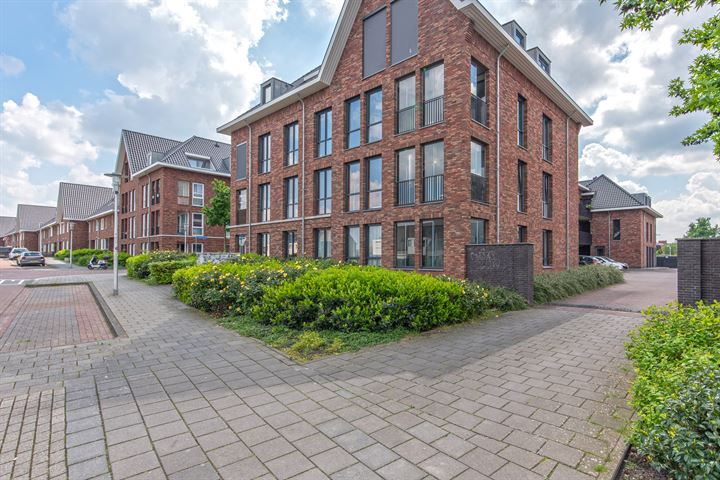 Bekijk foto 18 van Anjelierstraat 6