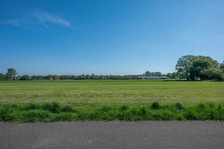 View photo 51 of Bevrijdingslaan 42