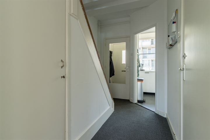 View photo 8 of Raadhuisstraat 26