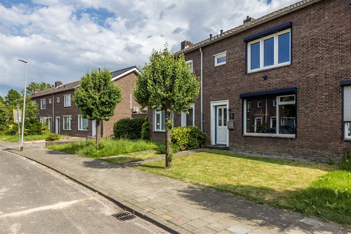 Bekijk foto 33 van Cluysenaerstraat 13