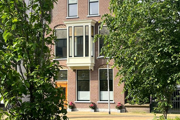 Bekijk foto 2 van Spoorsingel 67