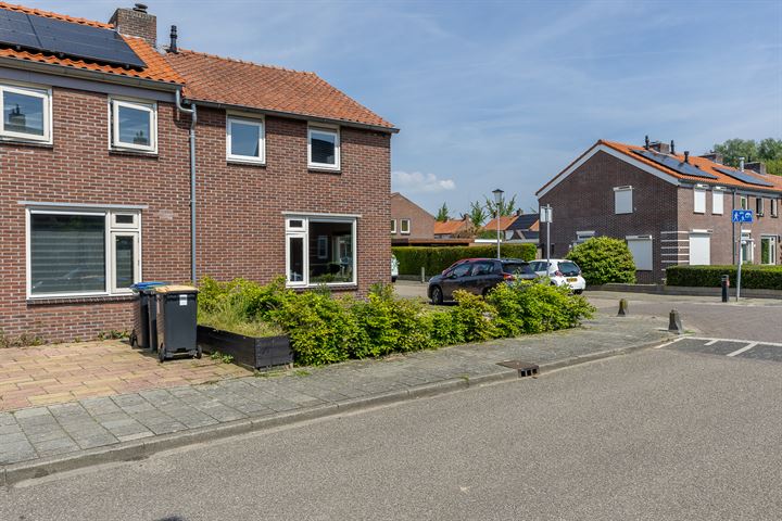 Bekijk foto 31 van Wilgenstraat 27