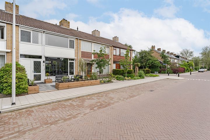 Bekijk foto 30 van Busken Huetstraat 40