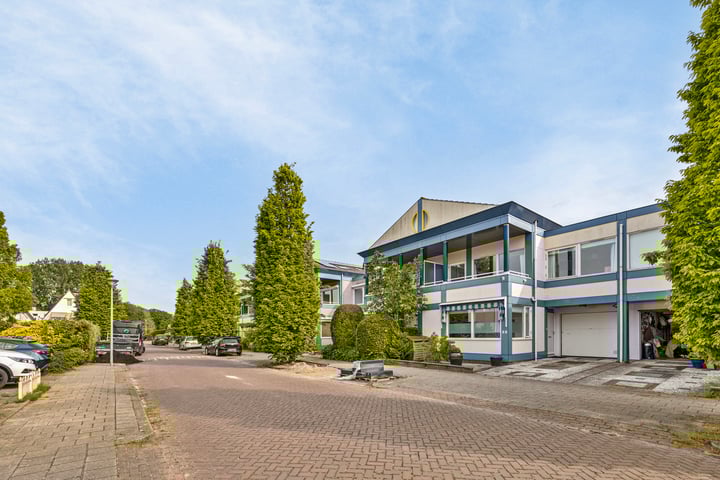 Bekijk foto 3 van Cor van Osnabruggelaan 32