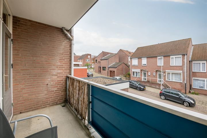 Bekijk foto 17 van Lokerstraat 9-A