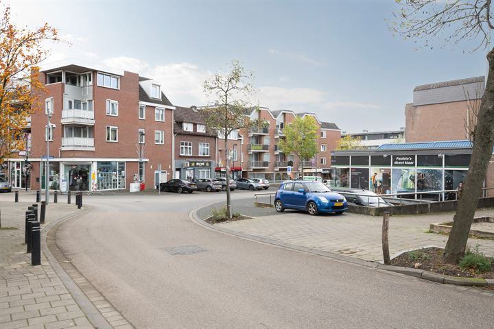 Bekijk foto 18 van Lokerstraat 9-A