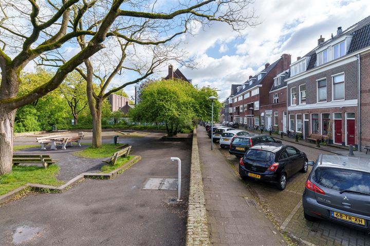 View photo 38 of Mulderstraat 53-B