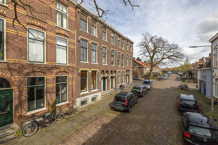 Bekijk foto 1 van St. Janskerkstraat 79