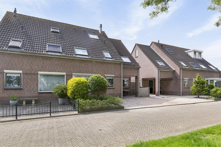 Bekijk foto 3 van Alie Postmastraat 30