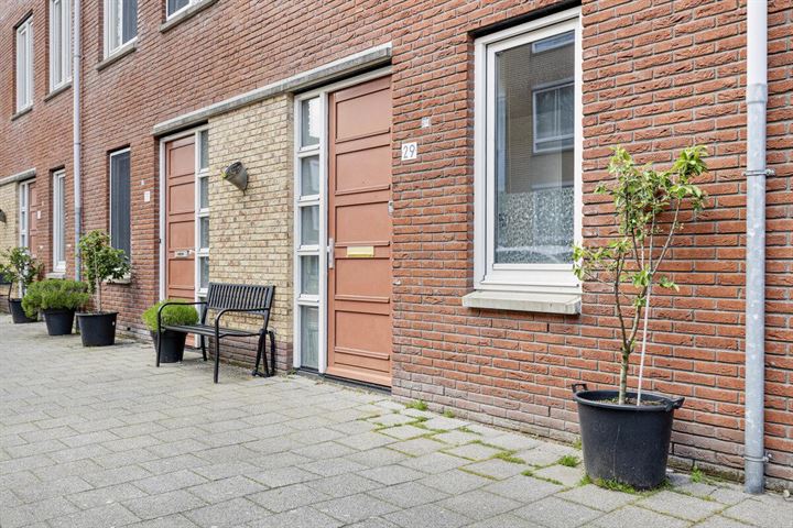 View photo 3 of Zaadakkerstraat 29