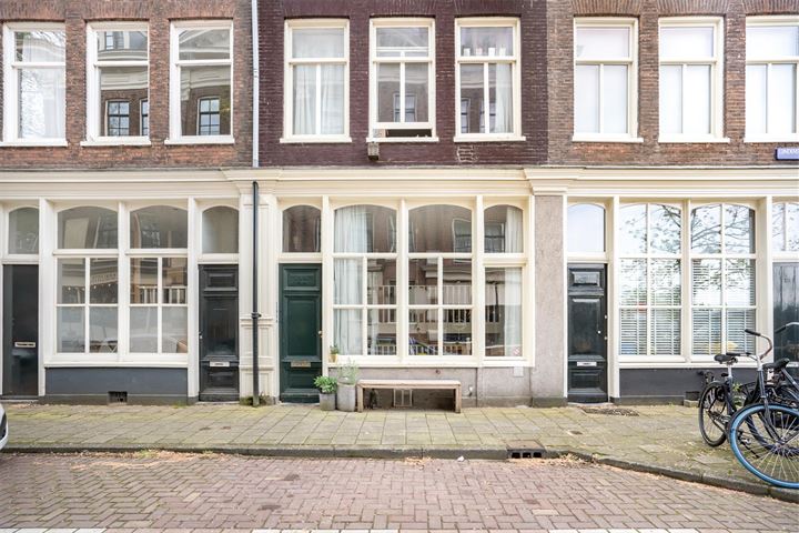 View photo 1 of Lijndenstraat 22-H