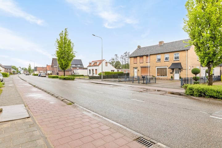 Foto 25 van Brugweg 45