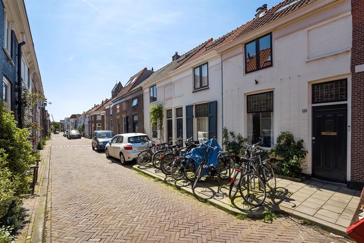 View photo 39 of Graswinckelstraat 33