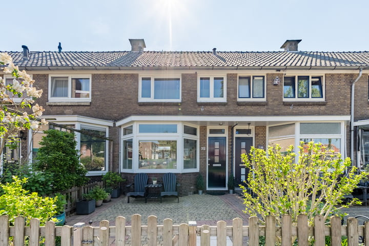 Bekijk foto 1 van A.G. Verbeekstraat 32