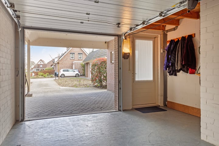 View photo 36 of Schuttershof 29