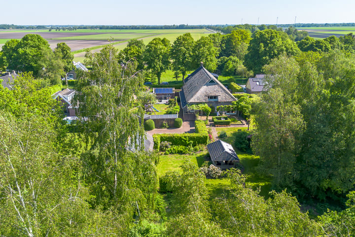 Bekijk foto 3 van Dorpsstraat 62-A