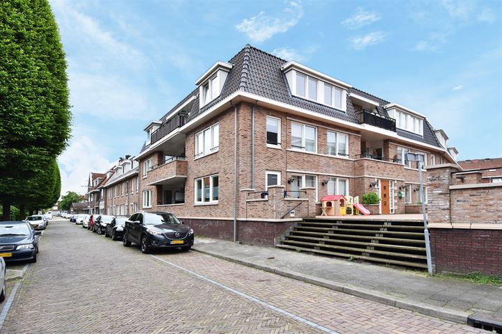 Bekijk foto 6 van Graaf Florisstraat 1