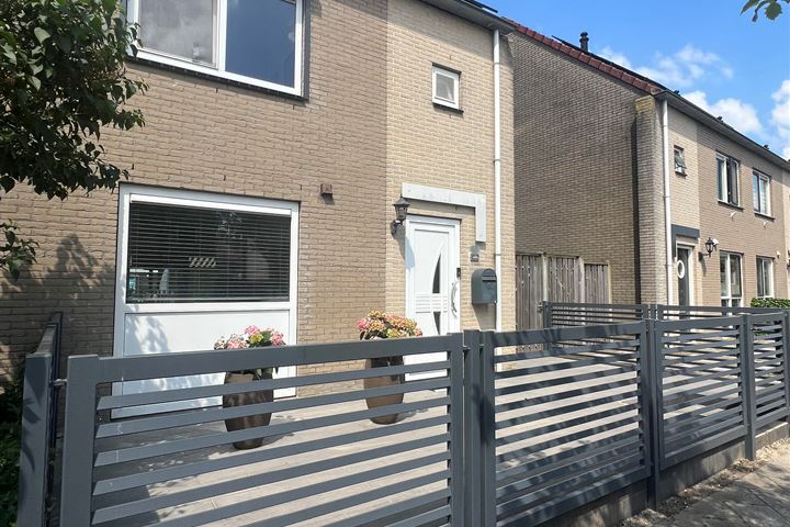 Bekijk foto 2 van Swingstraat 64