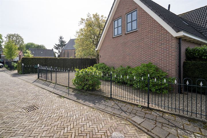 Bekijk foto 40 van Kerkstraat 8