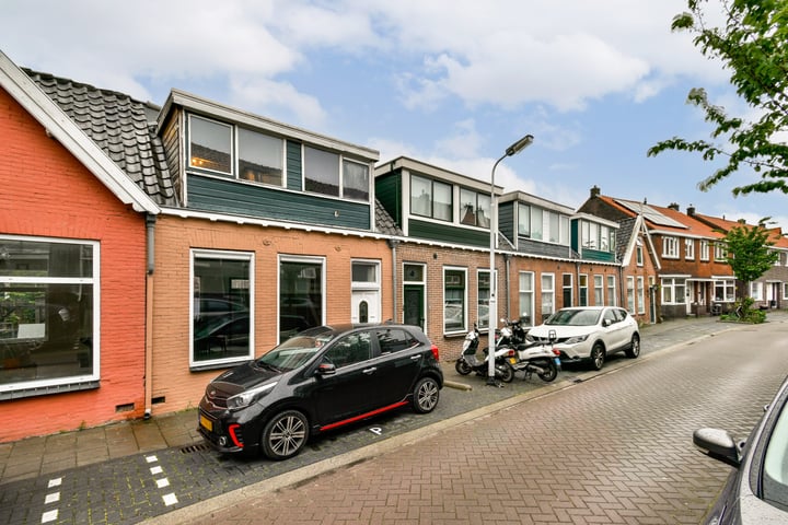 Bekijk foto 1 van Zwaardemakerstraat 5