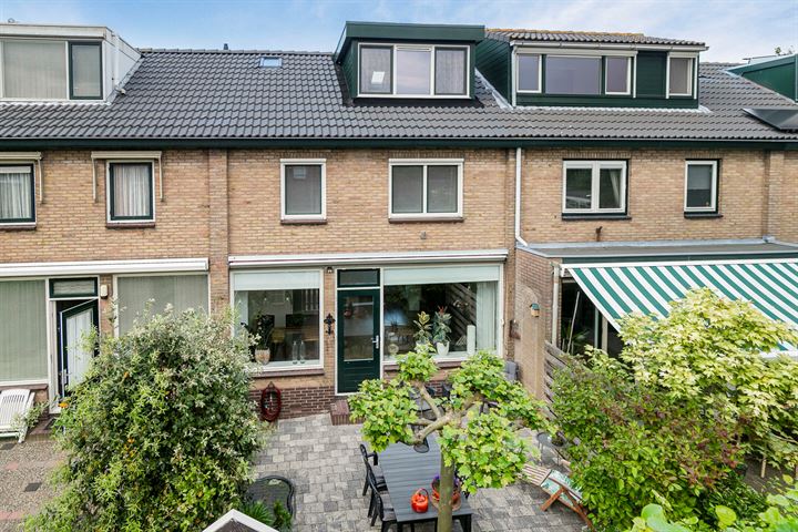 Bekijk foto 1 van Irenestraat 6