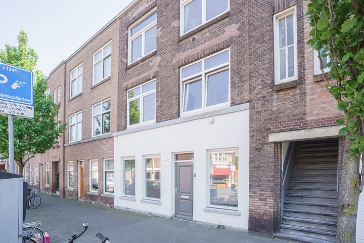 Bekijk foto 1 van Stuyvesantstraat 9