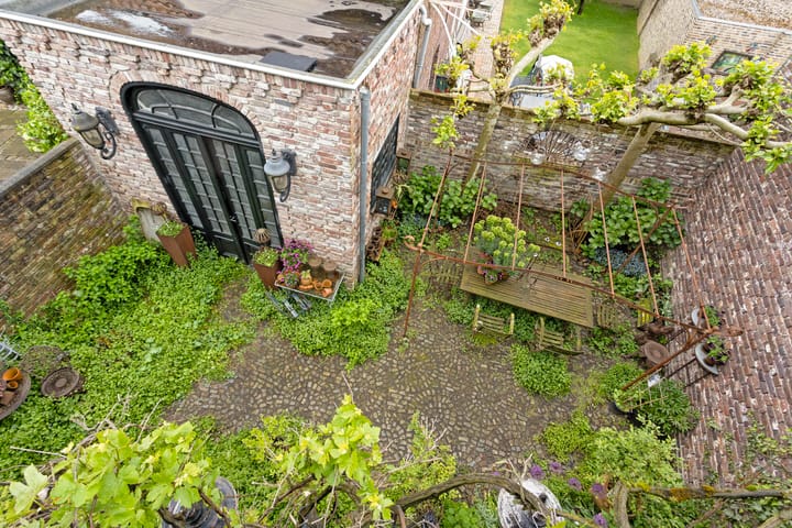 Photo 54 of Grotestraat 3