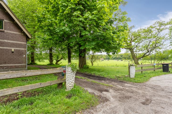 View photo 66 of Duin- en Kruidbergerweg 91