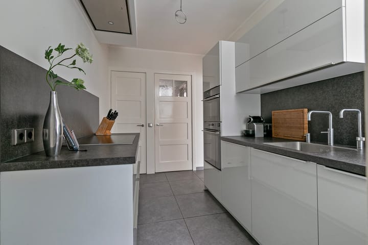 Foto 4 van Axelsestraat 128