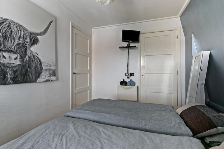 Foto 25 van Axelsestraat 128