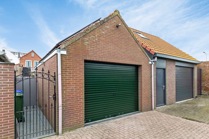 Foto 33 van Axelsestraat 128