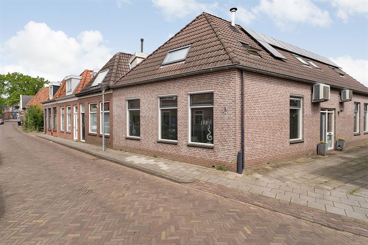 Bekijk foto 31 van Nieuwe Onnastraat 17